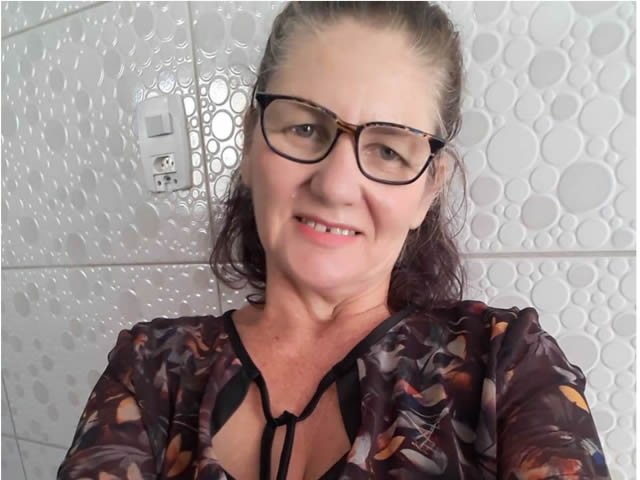 Moradora do Mato Grosso que foi adotada em Cascavel com 1 hora de vida tenta localizar familiares