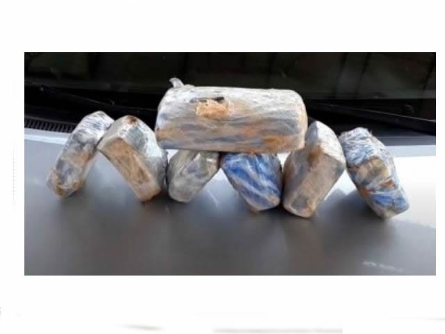 Homem é preso com 4 kg de droga e 'namorada' de 13 anos