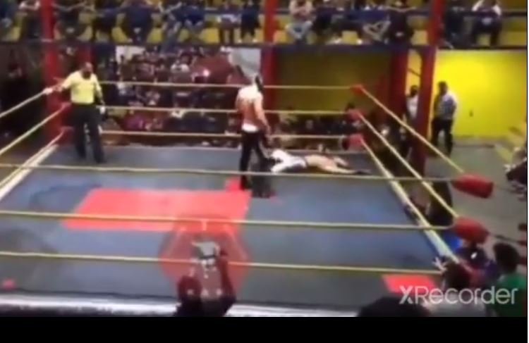Lutador morre após sofrer infarto em ringue