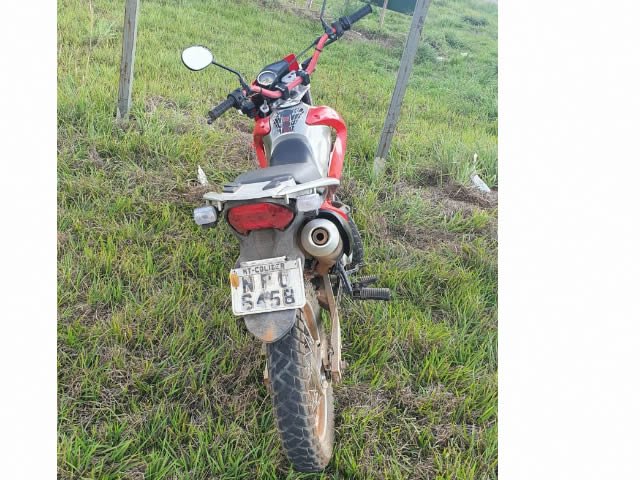 Policia de Peixoto de Azevedo recupera Bros furtada em Colíder e prende dois suspeitos. (Fotos)
