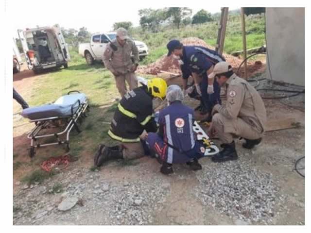 Pedreiro sofre descarga elétrica e morre em MT