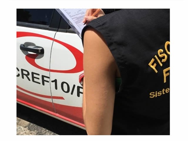 PC flagra homem em exercício ilegal de profissional de educação física