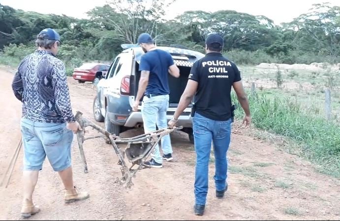 Quadro de moto encontrado dentro do Rio Carapá em Colíder será encaminhado para POLITEC. (Fotos)