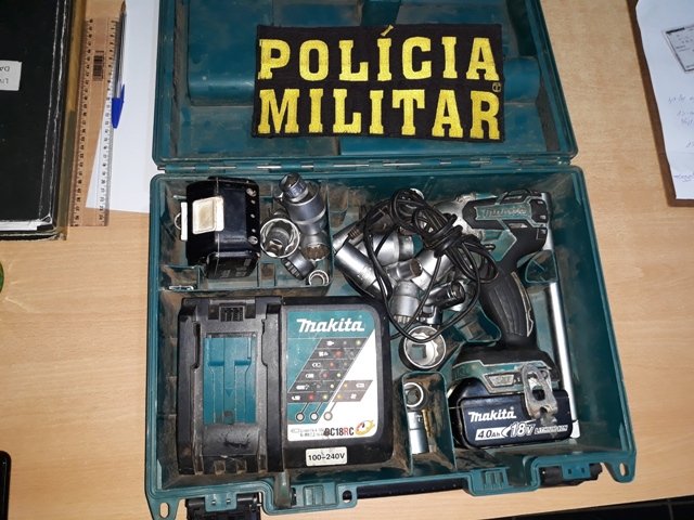 Funcionario de empresa prestadora de serviços para Aguas Colíder e preso furtando ferramentas. (Vídeo)