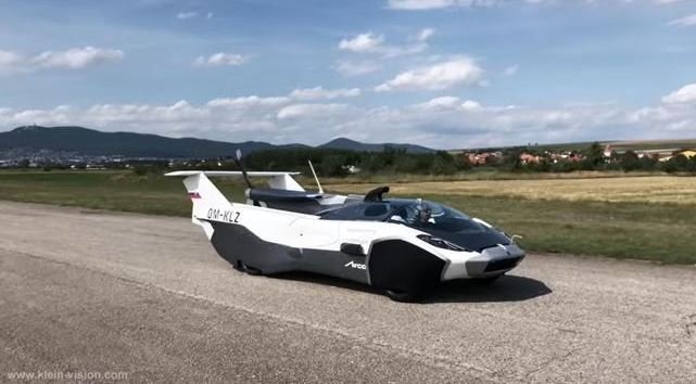 Carro que vira avião passa com sucesso nos primeiros testes. (Vídeo)