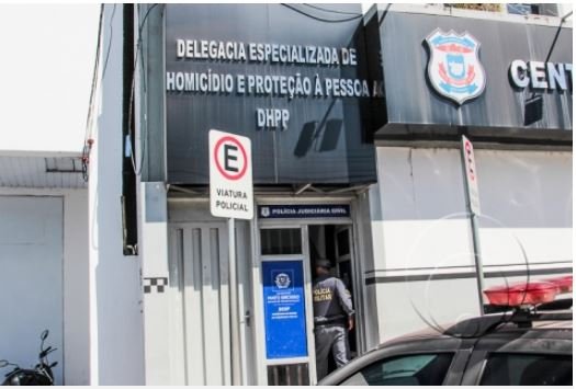 Mulher reage a agressões e mata companheiro com 7 facadas
