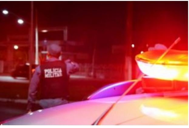 Ex marido bate em mulher e populares revidam e espancam indivíduo