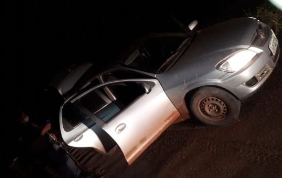 Assaltantes invadem residência no bairro Cotrel e rende mulher e levam veículo em Guarantã