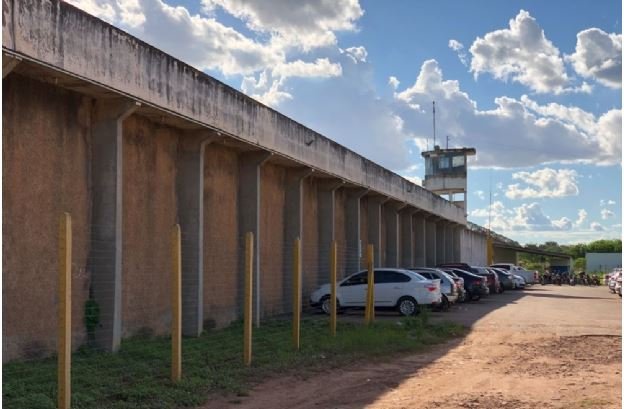 Justiça determina que estado pague pensão e R$ 20 mil a filha de detento morto em penitenciária
