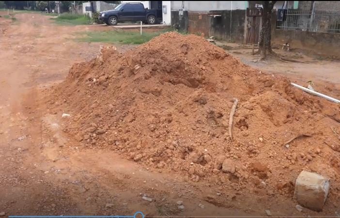 Asfalto no restante da Av. Pres. Dutra em Colíder, ficou só na promessa! (Vídeo)