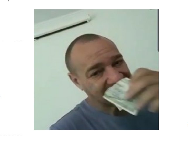 Após receber 25 votos, candidato detona eleitores e rasga título. (Vídeo)