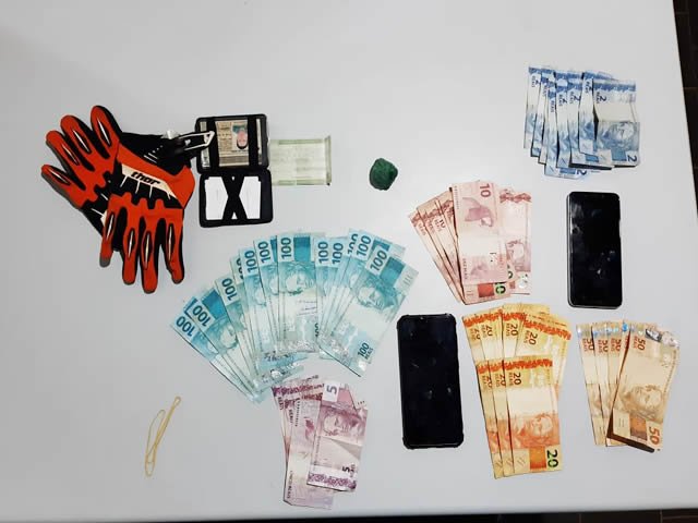 Jovens de Marcelândia são presos em Santa Helena por Trafico de Drogas.(Fotos)