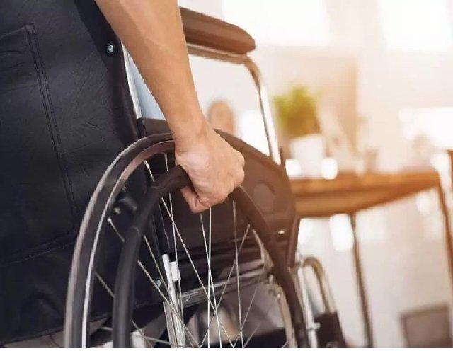 Homem é preso após espancar Idoso de 80 anos, deficiente e de cadeira de rodas