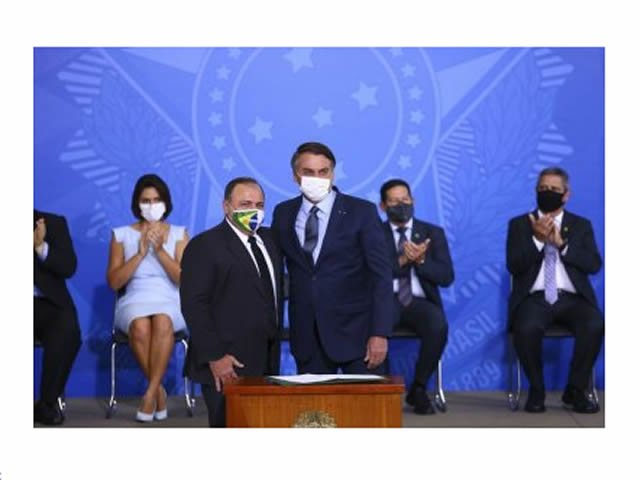 Brasil anuncia plano de vacinação contra covid nesta quarta