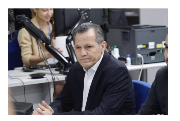 Ex-governador compra FM em Cuiabá e cria império das rádios; Silval dá a volta por cima