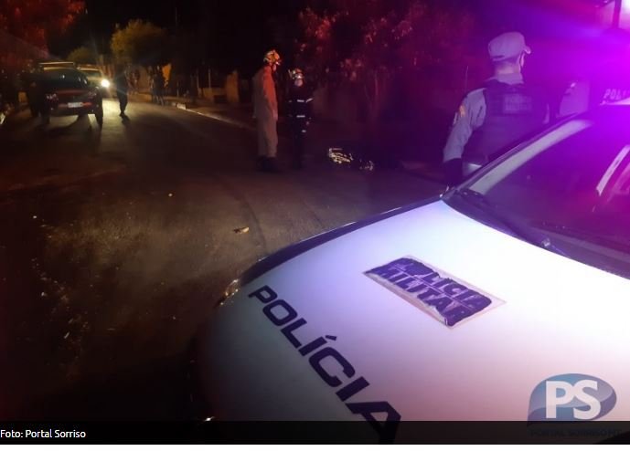 Homem é morto a tiros após atender uma pessoa no portão de sua casa. (Fotos)