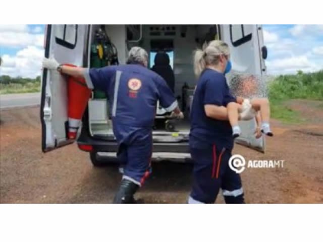 Bebê tem cabeça atingida por coice de cavalo em MT