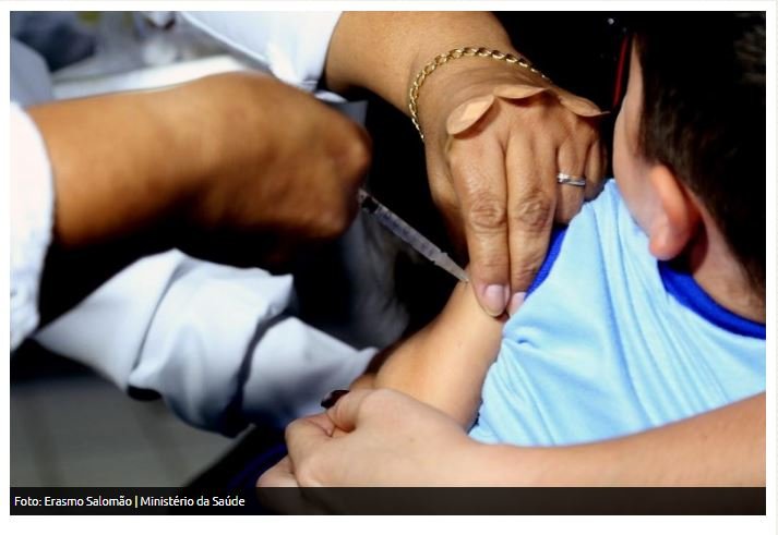 MT já tem estoque de 3,4 milhões de seringas para vacinas