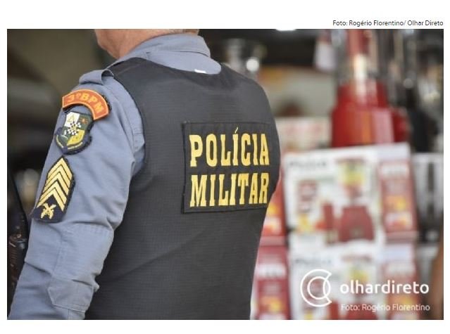 Homem é assassinado a tiros enquanto pilotava moto