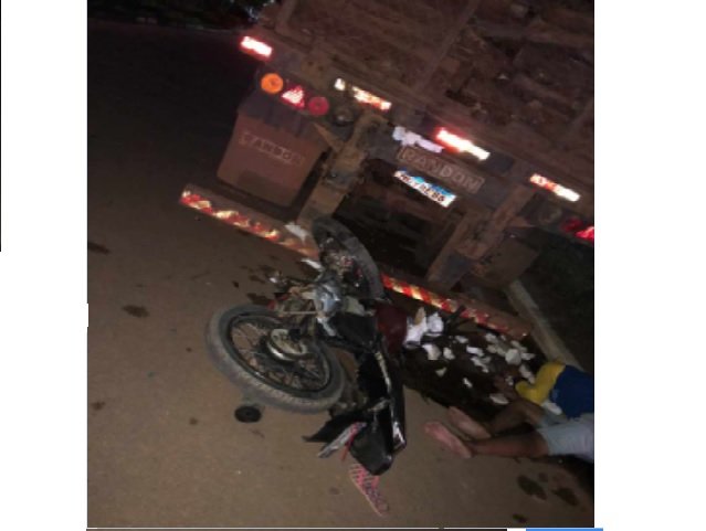 Motociclista morre após acidente com caminhão de carga no município de Carlinda. (Fotos)