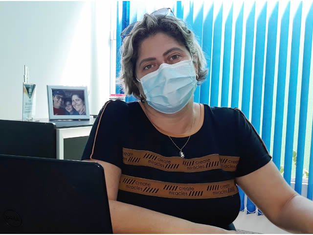 Secretaria Mun. de Educação de Colíder Srª Léia Torres fala sobre matriculas e volta as aulas. (Vídeo)