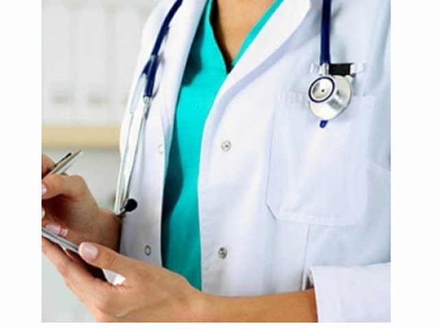Falsa médica é presa dentro de pronto atendimento no interior
