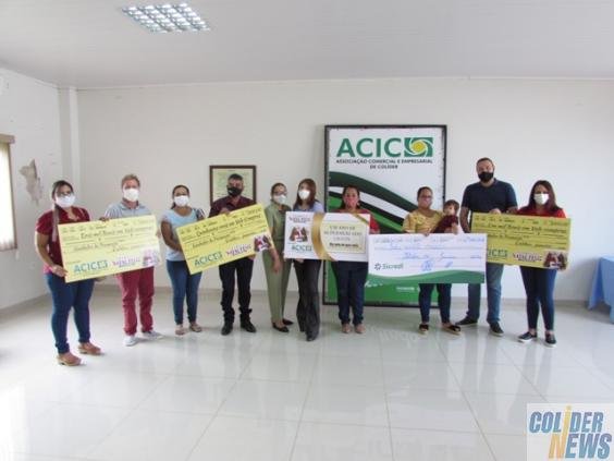 Diretoria da ACIC realiza a entrega dos Prêmios da promoção Natal Feliz do Consumidor. (Vídeo)