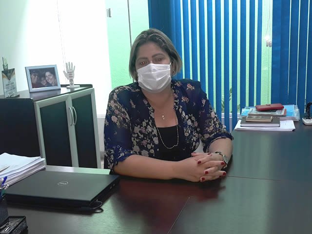 Léia Secretaria de Educação Mun. fala sobre o retorno das aulas em Colíder. (Vídeo)