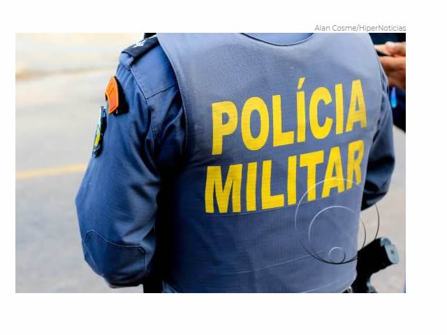 Homem mata gato a facadas e esmaga a cabeça do animal com os pés