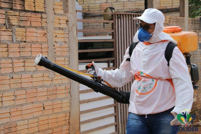 A Secretaria de Saúde junto ao departamento de vigilância sanitária realiza campanha do combate a dengue no município de Colíder
