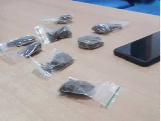 PM fecha boca de fumo e prende trio em Colíder por Tráfico de Drogas no Maria Antônia.