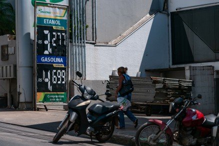 Petrobras anuncia aumento de 10% na gasolina e 15% no diesel