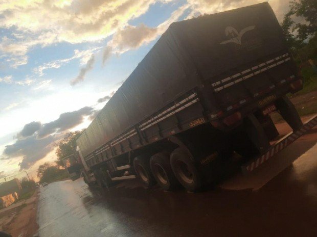 Policiais libertam vítima de sequestro e recuperam carreta
