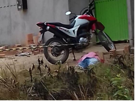 Homem é morto no portão de casa em Peixoto de Azevedo