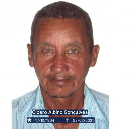 IML procura familiares de homem encontrado morto em casa