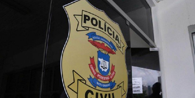 Mulher mata marido e enterra corpo no quintal de casa