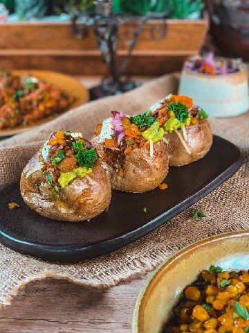 Receita de batata recheada: aprenda a fazer prato assado e vegano
