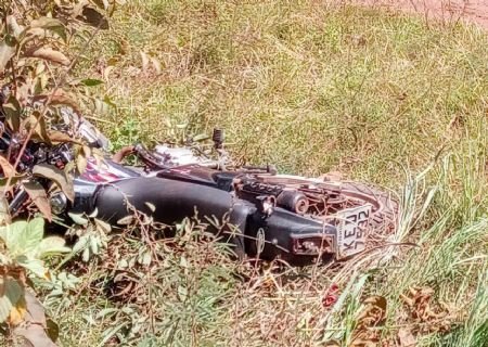 Corpo de motoqueiro é localizado caído próximo a motocicleta em rodovia
