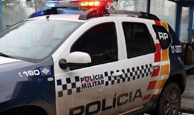 Corpo de homem é encontrado em rua; suspeita é de acidente