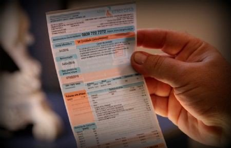 Energisa é acusada de aumentar lucro "140 vezes" em cima de clientes em Mato Grosso