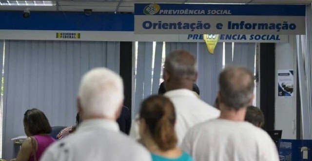 Recadastramento anual de aposentados e pensionistas é adiado
