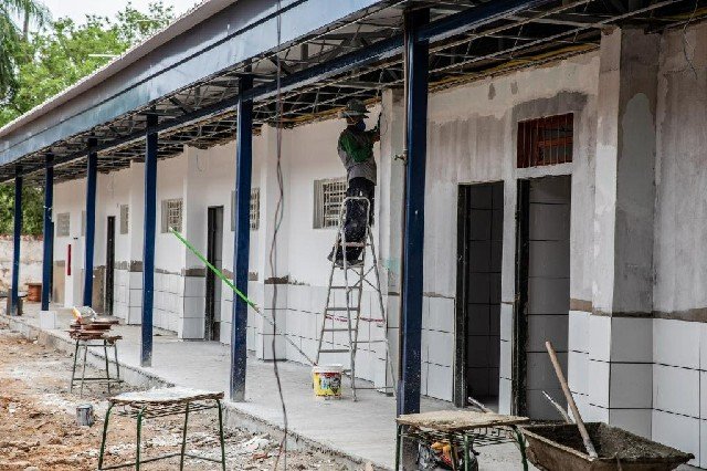 CGE e Seduc aplicam quase R$ 4 milhões em multas a 16 construtoras
