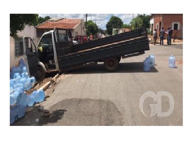 Caminhão desgovernado atropela família em VG e menina de 3 anos morre