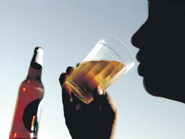 Estado atualiza medidas e proíbe consumo de bebidas alcoólicas nos locais de venda
