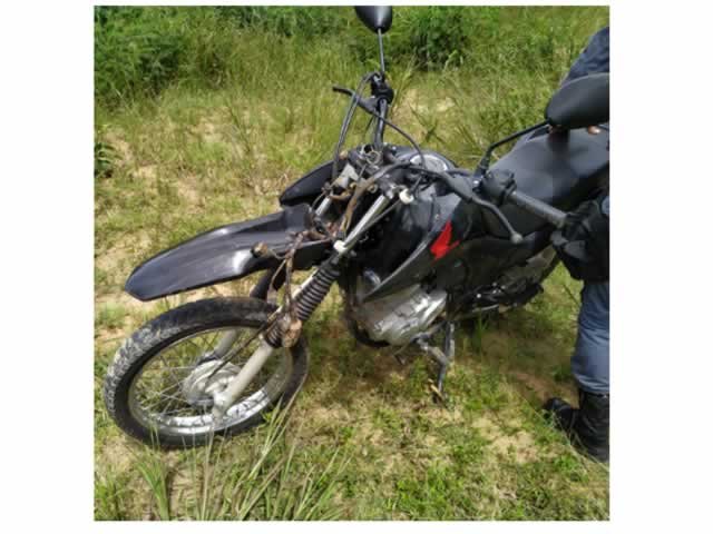 Moto roubada em Carlinda é recuperada em Nova Canaã (Fotos)