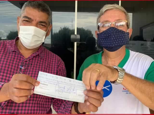 Rede Machado de Colíder entregou na manha de hoje mais R$ 5mil para entidades. (Fotos)