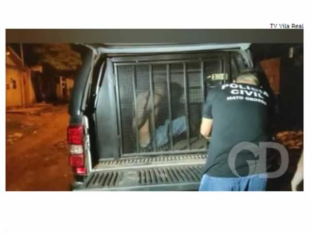 Homem invade casa, mata a esposa e é preso dormindo
