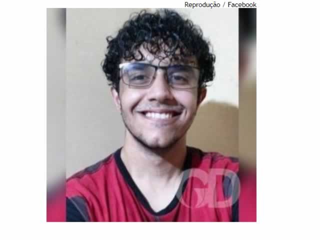 Coroinha de 18 anos morre de covid-19 após semanas de internação