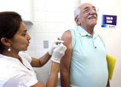 Anvisa aprova nova vacina contra gripe exclusiva a idosos acima de 65 anos