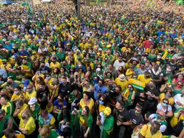 Capitais registram manifestações a favor de Bolsonaro no Dia do Trabalho